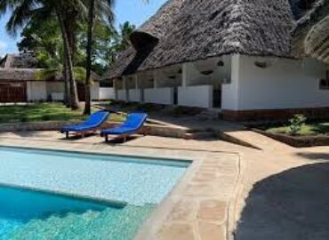 Peekaboo Diani Beach