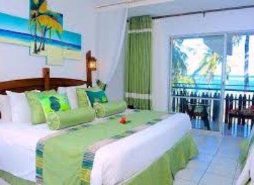 Voyager Beach Resort