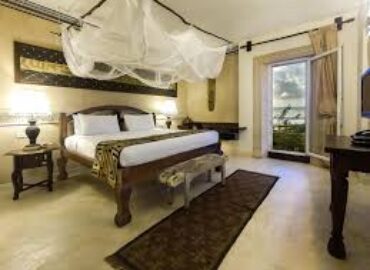 Lonoo Lodge